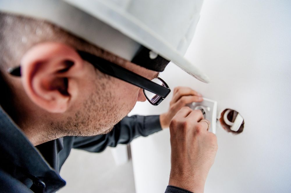 Elektriker på Kløfta – trygg hjelp til alt av elektriske arbeider